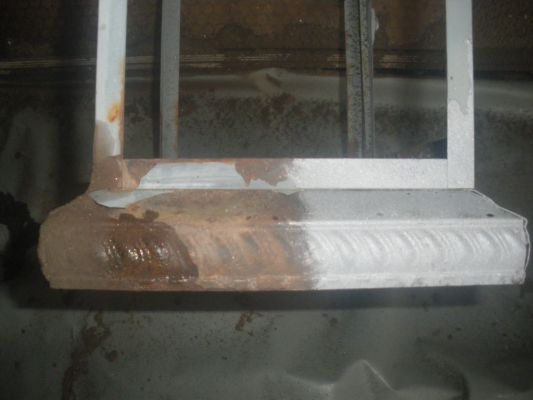 Aérogommage sur acier légé